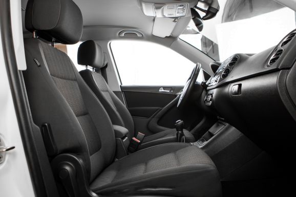 Volkswagen Tiguan, МТ, 2011 фото 17