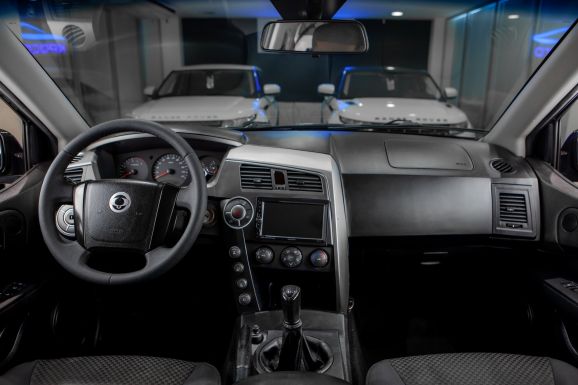 SsangYong Kyron, МТ, 2010 фото 7