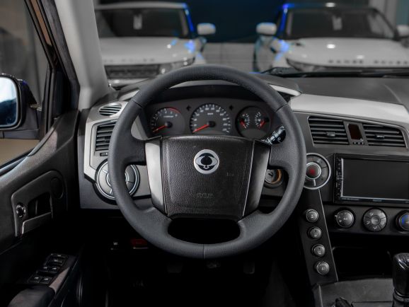 SsangYong Kyron, МТ, 2010 фото 10