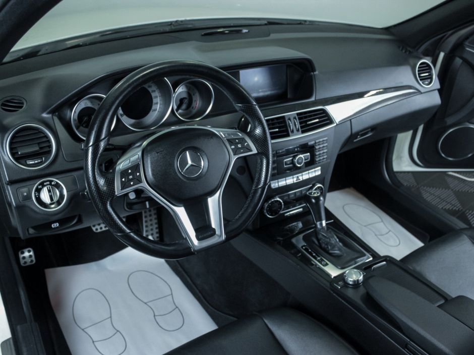 Mercedes-Benz C-Класс, 3.5 л, АТ, 2011 фото 7