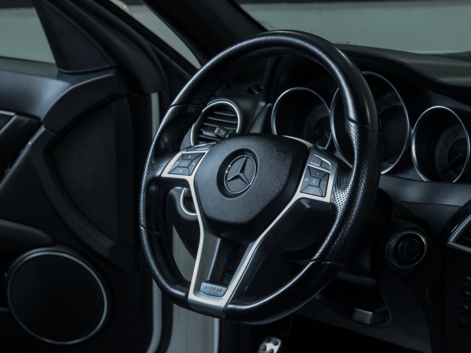 Mercedes-Benz C-Класс, 3.5 л, АТ, 2011 фото 11