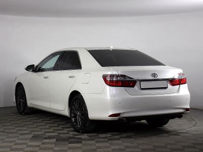 Toyota Camry, 2.5 л, АКПП, 2017 фото 6