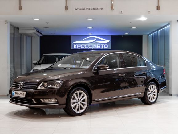 Volkswagen Passat, Робот, 2012 фото 3
