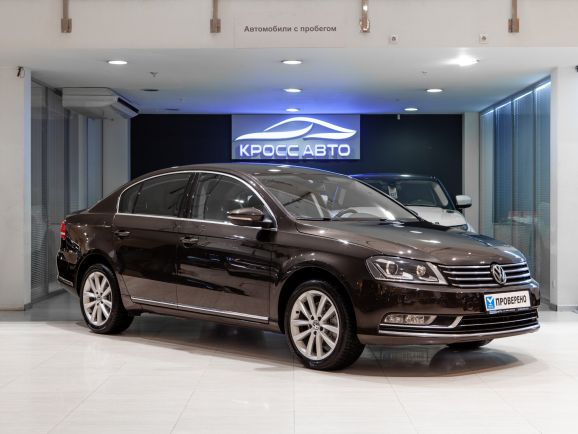 Volkswagen Passat, Робот, 2012 фото 5