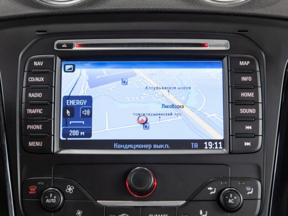 Ford Mondeo, Робот, 2011 фото 15