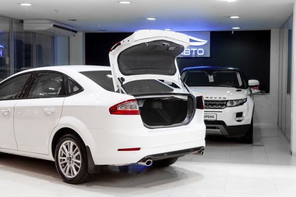 Ford Mondeo, Робот, 2011 фото 1