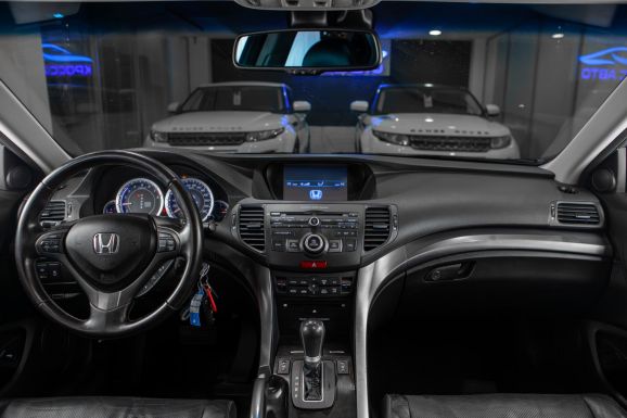 Honda Accord, АТ, 2011 фото 9