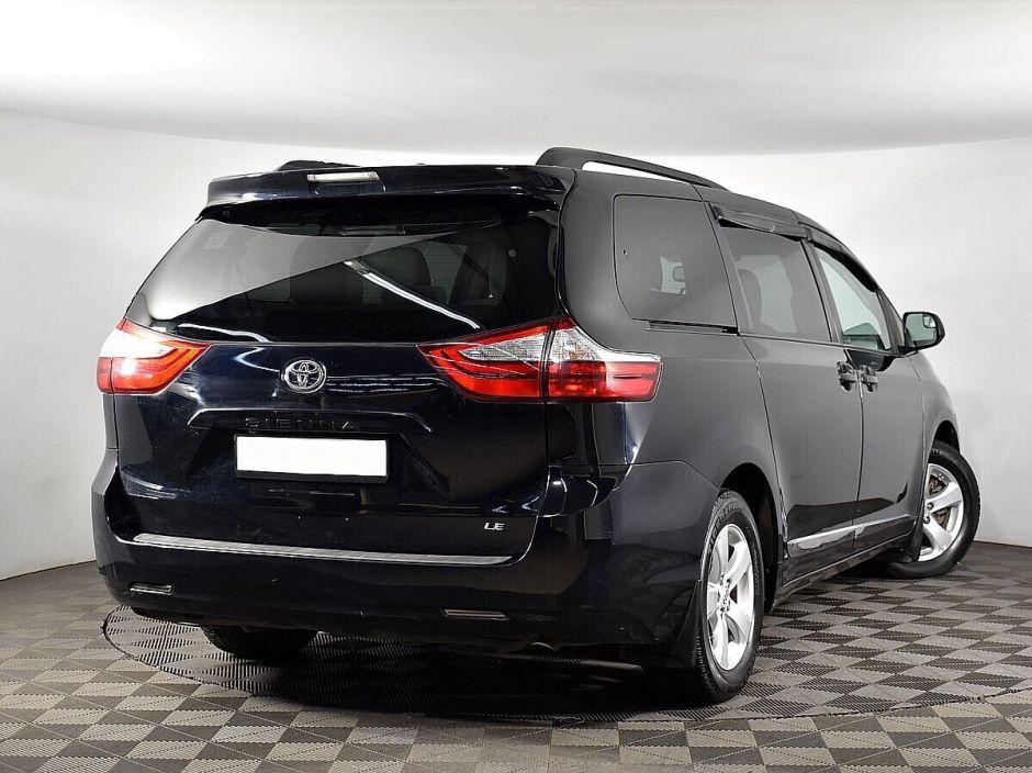 Toyota Sienna, 3.5 л, АТ, 2016 фото 4