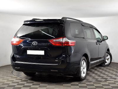 Toyota Sienna, 3.5 л, АКПП, 2016 фото 4