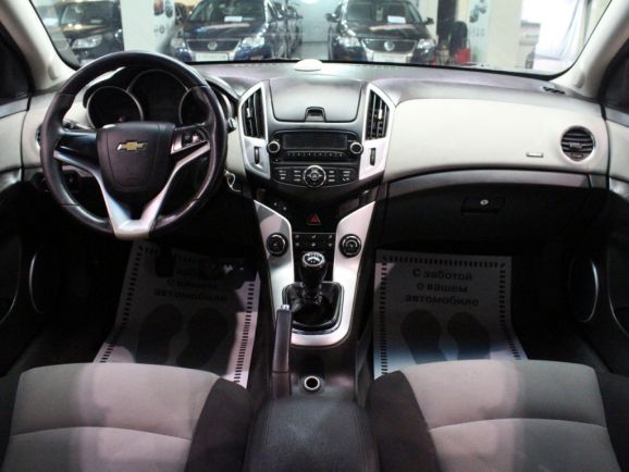 Chevrolet Cruze, 1.6 л, МТ, 2014 фото 2