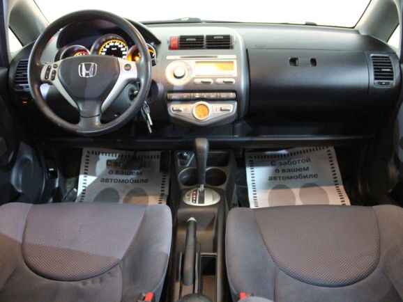 Honda Jazz, 1.3 л, Робот, 2008 фото 2