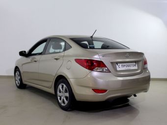 Hyundai Solaris, 1.6 л, АКПП, 2012 фото 6