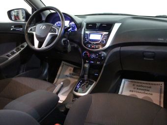 Hyundai Solaris, 1.6 л, АКПП, 2012 фото 2