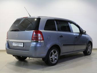 Opel Zafira, 1.6 л, МКПП, 2011 фото 5