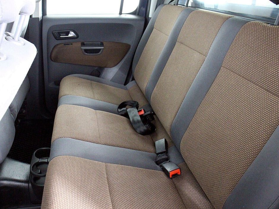 Volkswagen Amarok, 2.0 л, МТ, 2011 фото 1