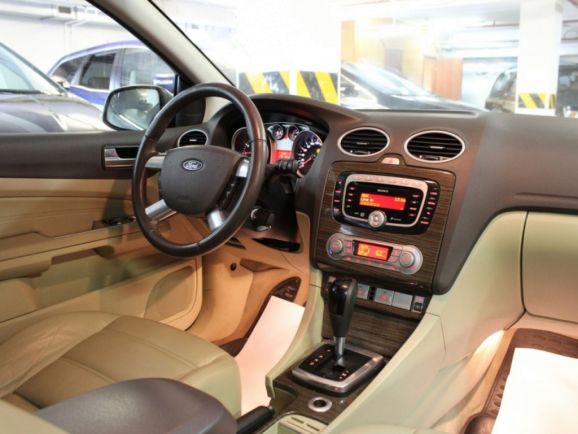 Ford Focus, 2.0 л, АТ, 2011 фото 1