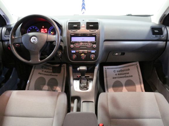 Volkswagen Jetta, 1.6 л, АТ, 2010 фото 2