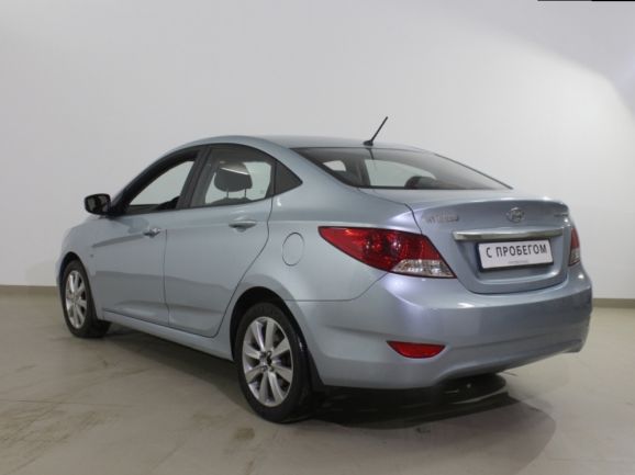 Hyundai Solaris, 1.6 л, АТ, 2011 фото 2