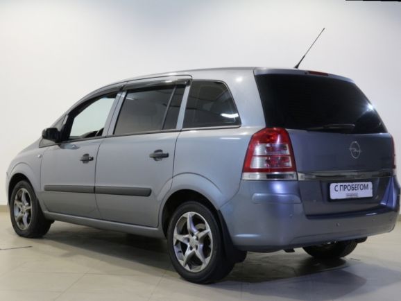 Opel Zafira, 1.8 л, Робот, 2011 фото 2
