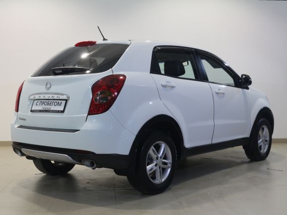 SsangYong Actyon, 2.0 л, АТ, 2011 фото 2