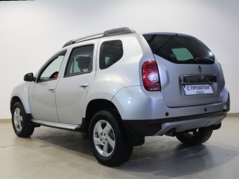 Renault Duster, 2.0 л, МКПП, 2012 фото 2