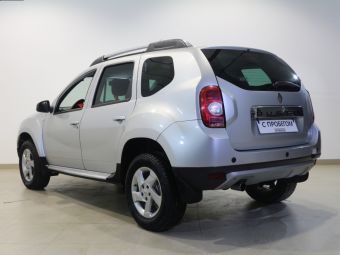 Renault Duster, 2.0 л, МКПП, 2012 фото 2