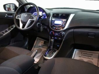 Hyundai Solaris, 1.6 л, АКПП, 2013 фото 2