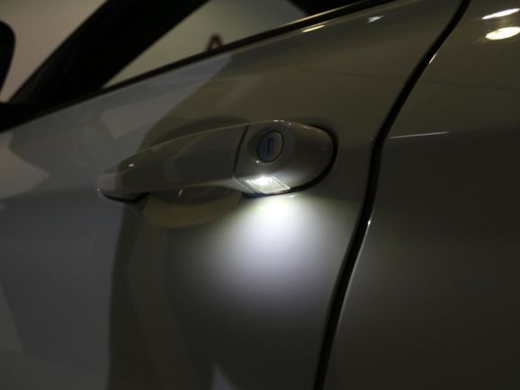 BMW 3 серии 320d xDrive Sport Line, 2.0 л, АТ, 2014 фото 9