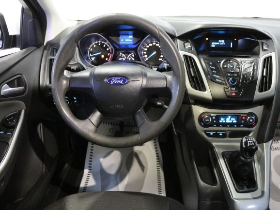 Ford Focus, 1.6 л, МТ, 2013 фото 9