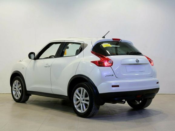 Nissan Juke, 1.6 л, МТ, 2013 фото 6
