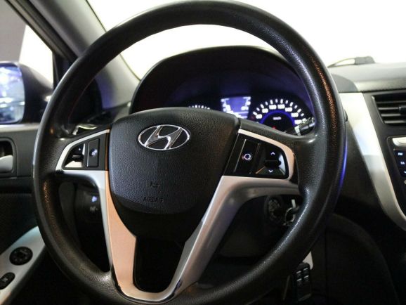 Hyundai Solaris, 1.6 л, МТ, 2012 фото 10