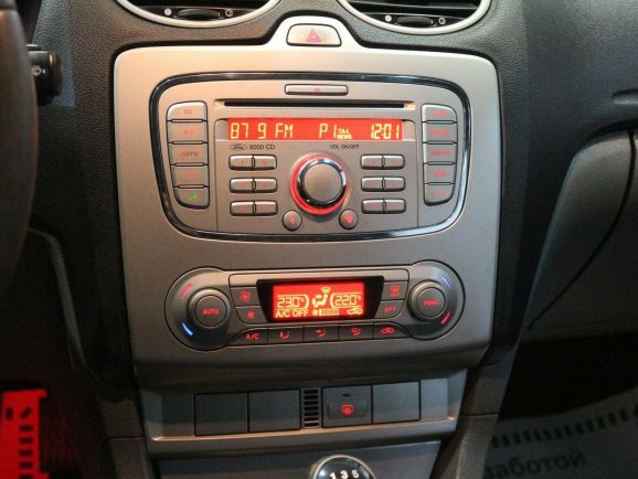 Ford Focus, 2.0 л, МТ, 2010 фото 10