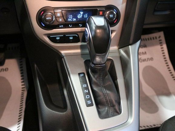 Ford Focus, 2.0 л, Робот, 2013 фото 12