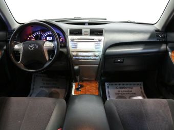 Toyota Camry, 2.4 л, АКПП, 2010 фото 8