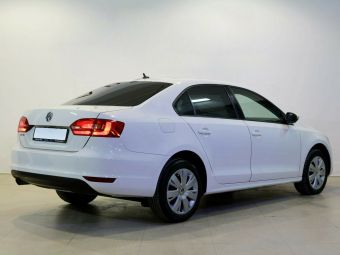 Volkswagen Jetta, 1.6 л, МКПП, 2012 фото 5