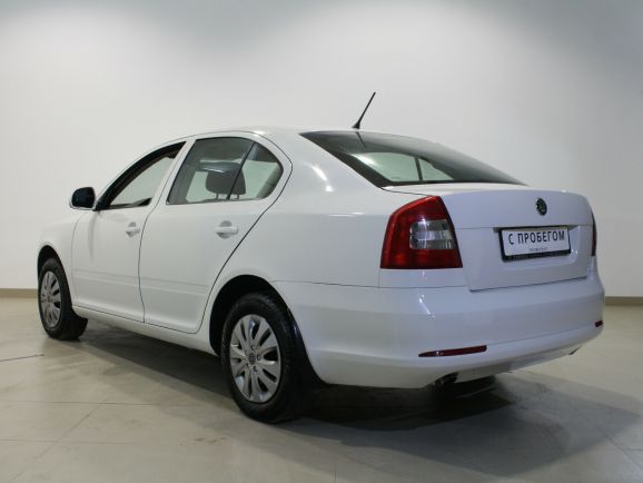 Skoda Octavia, 1.8 л, АТ, 2011 фото 6