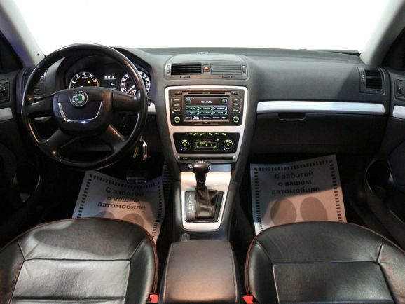 Skoda Octavia, 1.8 л, АТ, 2011 фото 8