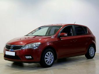 Kia Ceed, 1.6 л, АКПП, 2010 фото 3