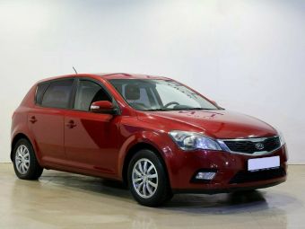 Kia Ceed, 1.6 л, АКПП, 2010 фото 4