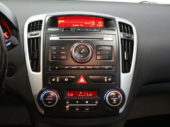 Kia Ceed, 1.6 л, АТ, 2010 фото 10