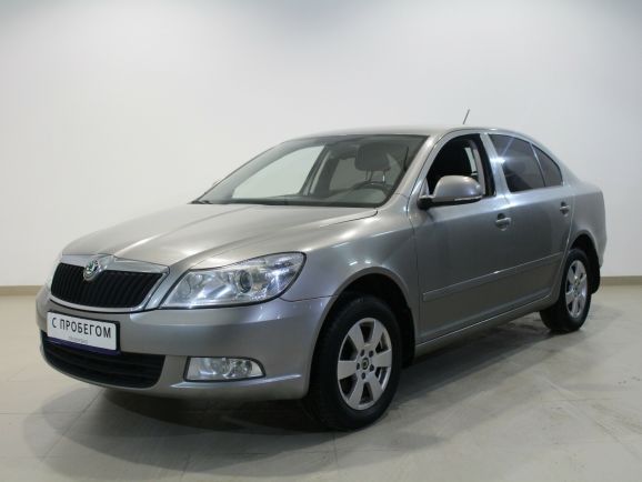 Skoda Octavia, 1.4 л, Робот, 2010 фото 3