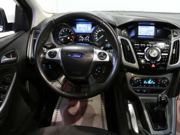 Ford Focus, 1.6 л, МТ, 2014 фото 9
