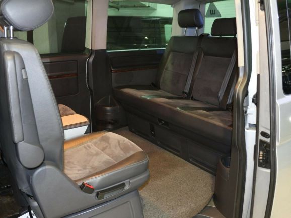Volkswagen Multivan, 2.0 л, Робот, 2012 фото 7