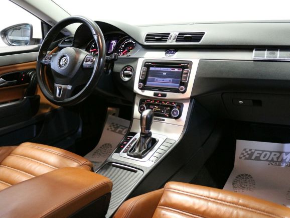 Volkswagen Passat CC, 1.8 л, Робот, 2011 фото 2