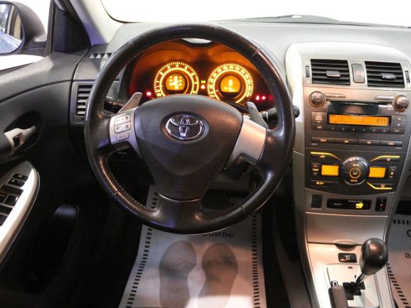 Toyota Corolla, 1.6 л, Робот, 2007 фото 9