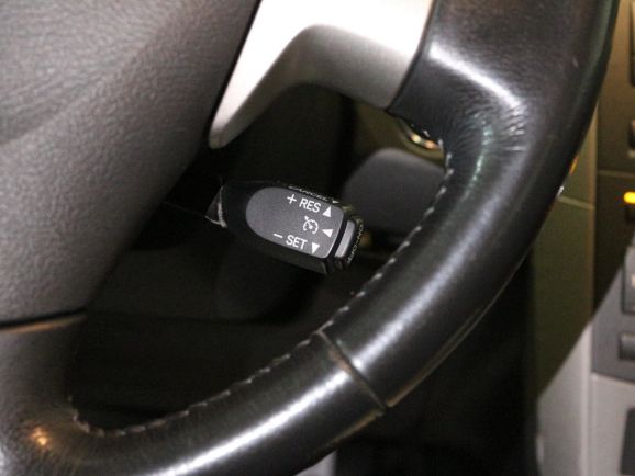 Toyota Corolla, 1.6 л, Робот, 2009 фото 2