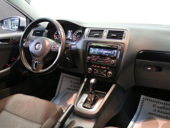 Volkswagen Jetta, 1.6 л, АТ, 2013 фото 7