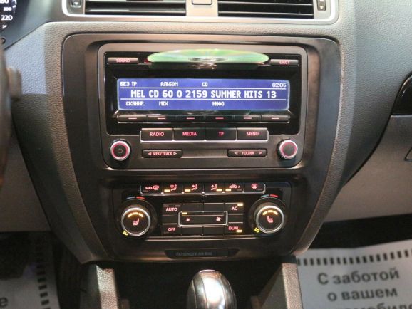 Volkswagen Jetta, 1.6 л, АТ, 2013 фото 10
