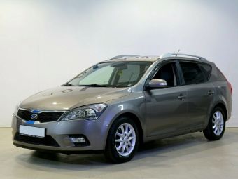 Kia Ceed, 1.6 л, АКПП, 2011 фото 3