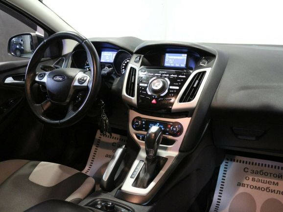 Ford Focus, 1.6 л, Робот, 2011 фото 7